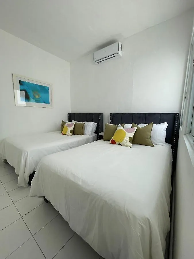 Janer House At San Juan Apartment