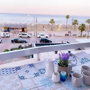 https://beach-front-apartment-larnaca.protaras-cy-hotels.com