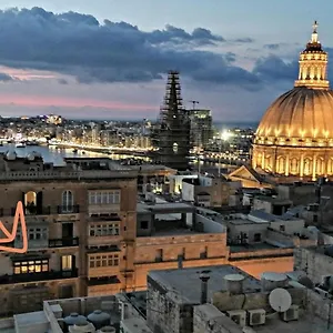https://stylish-2br-apartment-in-valletta.qawrahotelsmalta.org